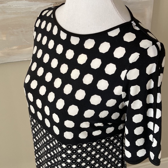 A Pea in the Pod comfortable polka dot dress - Picture 6 of 9